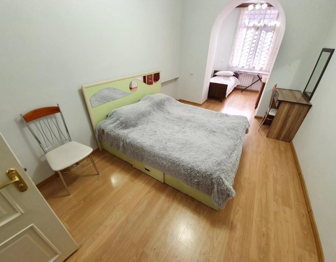 Cozy Apartment Near Opera House 耶烈万 外观 照片